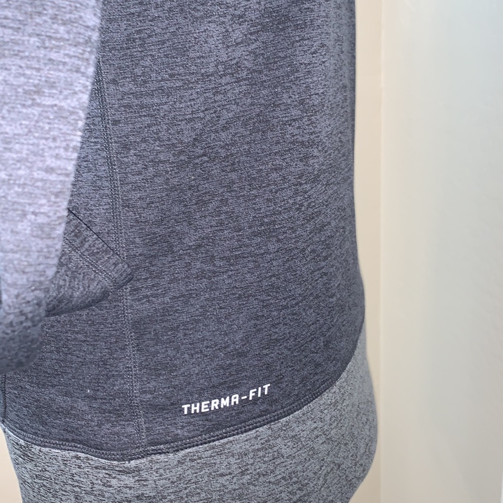 NIKE BRAND NEW SIZE SMALL THERMAL FIT FLEECE LINED HOODIE - Picture 6 of 10